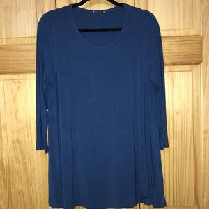Mountain Mamas 3/4 length sleeve tunic